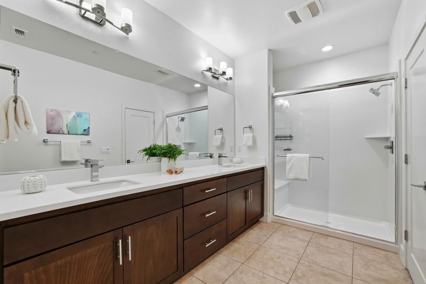 Detail Gallery Image 13 of 20 For 238 Railway Ave, Campbell,  CA 95008 - 3 Beds | 3/1 Baths