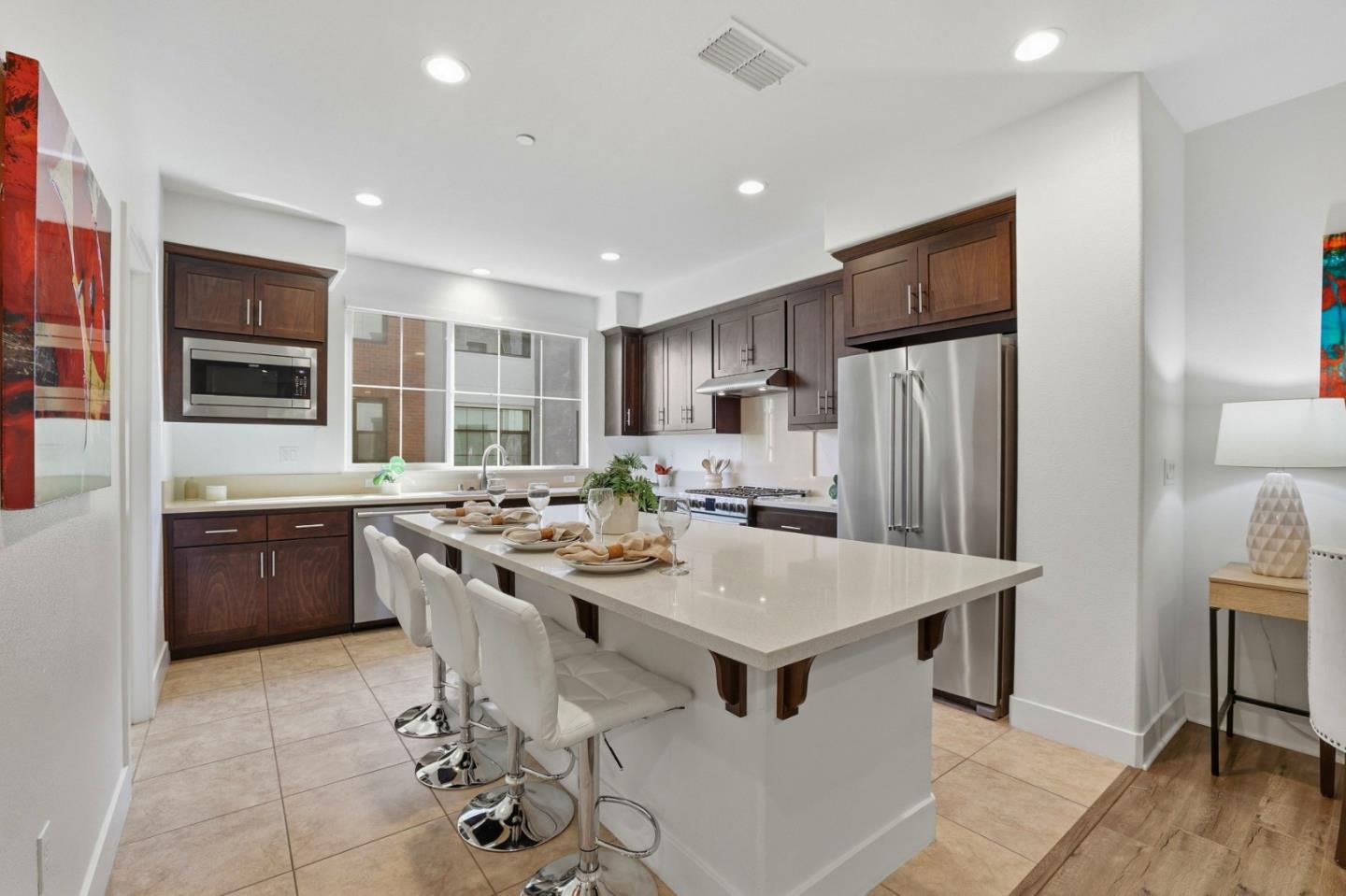 Detail Gallery Image 4 of 20 For 238 Railway Ave, Campbell,  CA 95008 - 3 Beds | 3/1 Baths