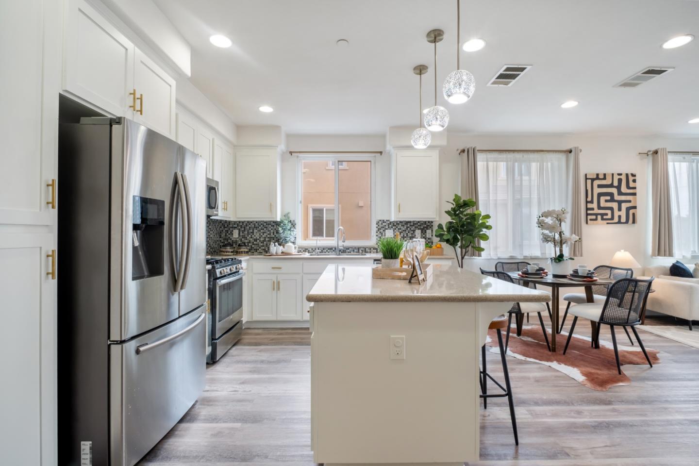 Detail Gallery Image 17 of 59 For 160 Currlin Cir, Milpitas,  CA 95035 - 3 Beds | 3 Baths