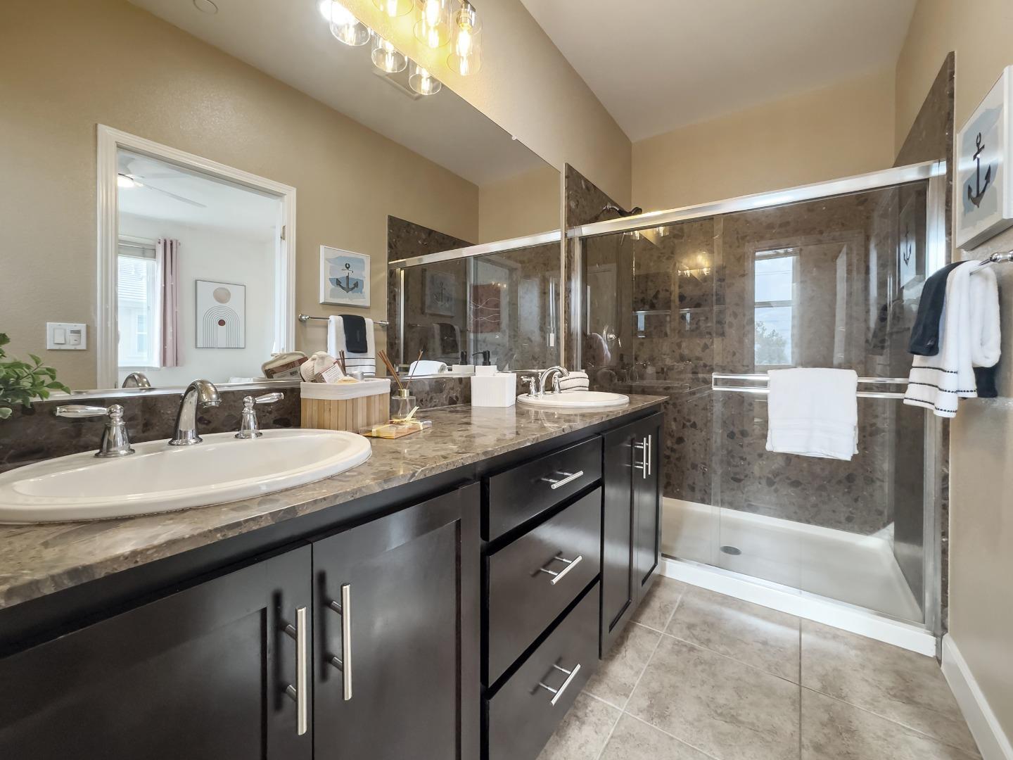 Detail Gallery Image 38 of 59 For 160 Currlin Cir, Milpitas,  CA 95035 - 3 Beds | 3 Baths