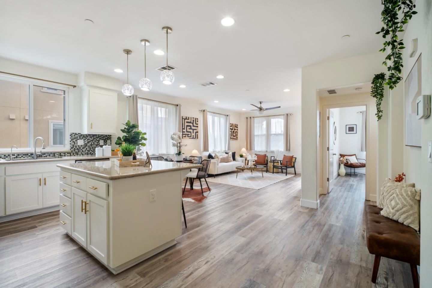 Detail Gallery Image 5 of 59 For 160 Currlin Cir, Milpitas,  CA 95035 - 3 Beds | 3 Baths