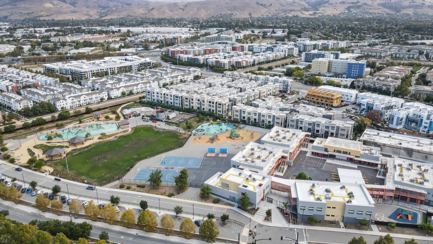 Detail Gallery Image 54 of 59 For 160 Currlin Cir, Milpitas,  CA 95035 - 3 Beds | 3 Baths