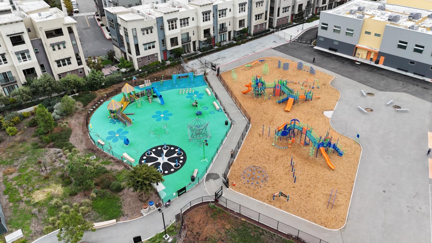 Detail Gallery Image 58 of 59 For 160 Currlin Cir, Milpitas,  CA 95035 - 3 Beds | 3 Baths