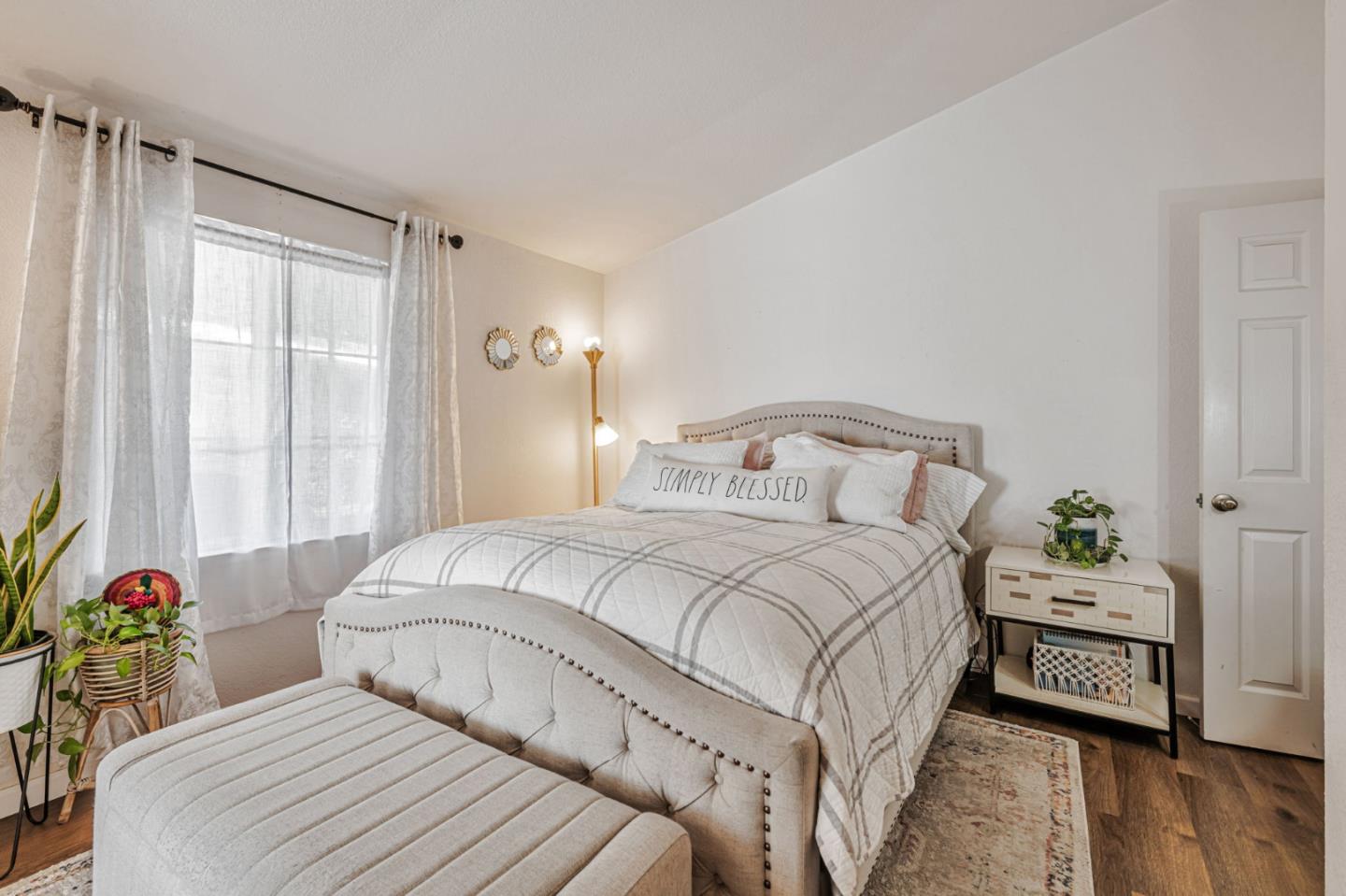 Detail Gallery Image 18 of 46 For 1580 Balein Ct #14,  Hayward,  CA 94544 - 3 Beds | 2 Baths