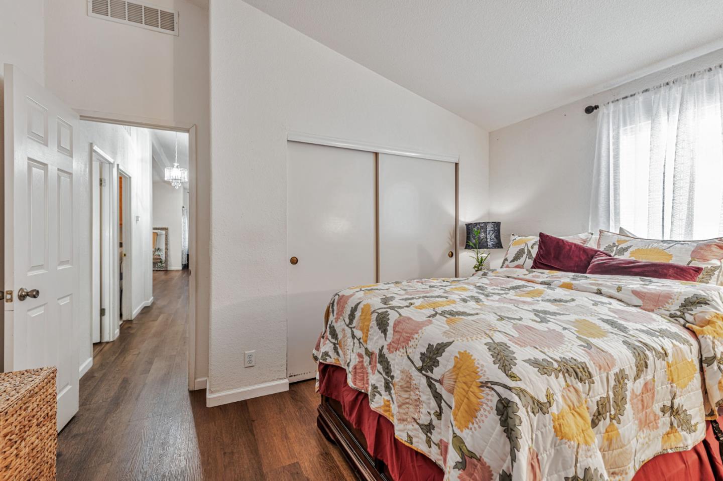 Detail Gallery Image 27 of 46 For 1580 Balein Ct #14,  Hayward,  CA 94544 - 3 Beds | 2 Baths