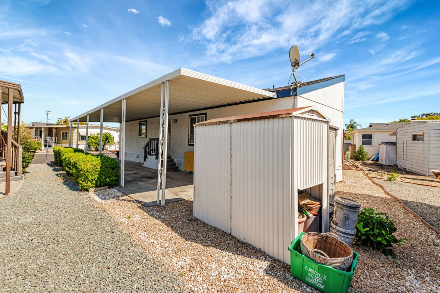 Detail Gallery Image 36 of 46 For 1580 Balein Ct #14,  Hayward,  CA 94544 - 3 Beds | 2 Baths