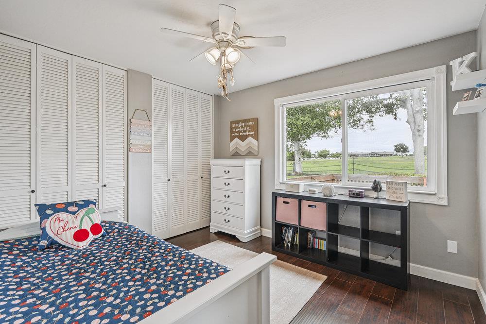 Detail Gallery Image 19 of 49 For 296 Ridgemark Dr, Hollister,  CA 95023 - 2 Beds | 2 Baths