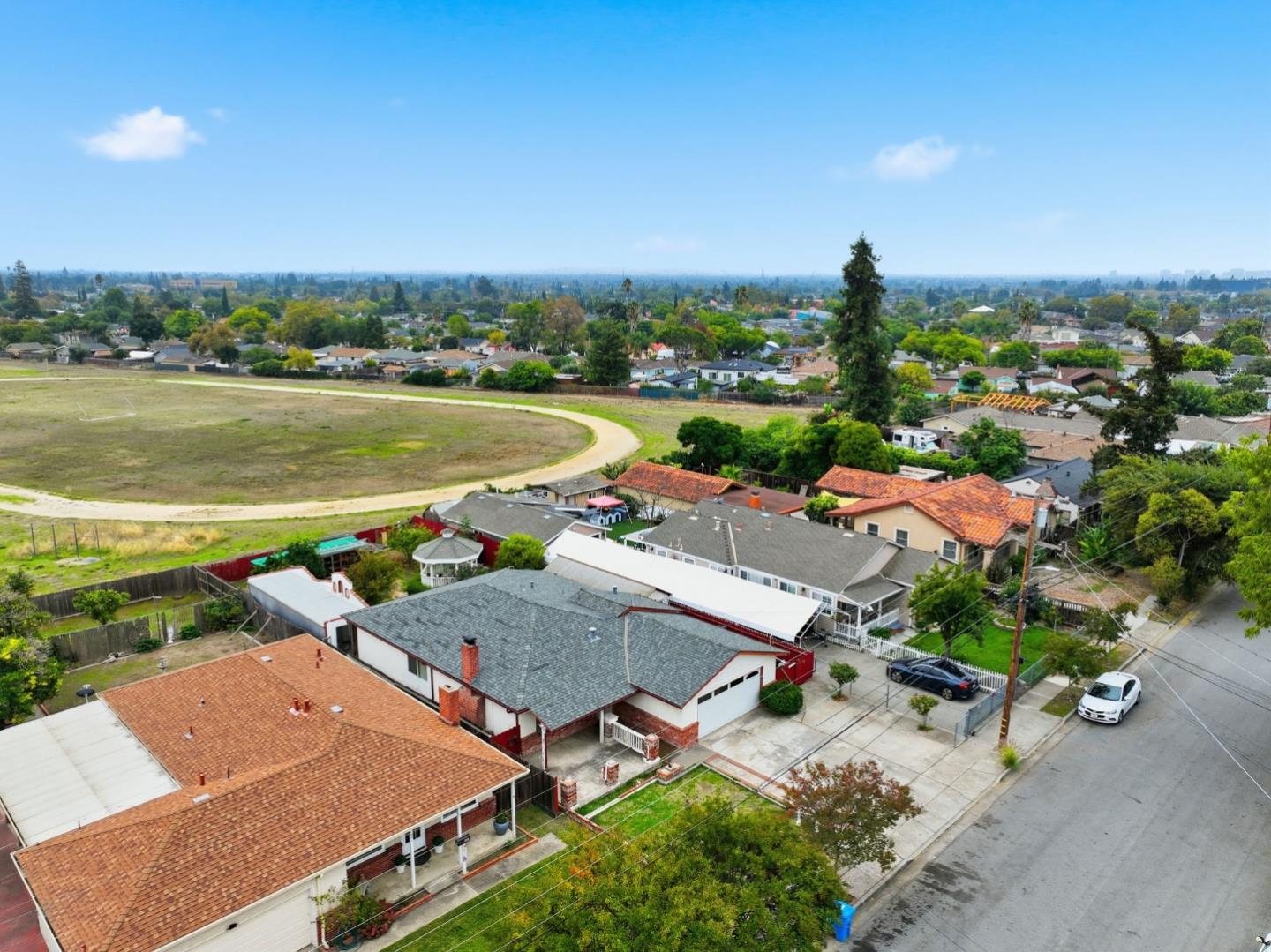 Detail Gallery Image 14 of 34 For 236 S Claremont Ave, San Jose,  CA 95127 - 3 Beds | 2 Baths