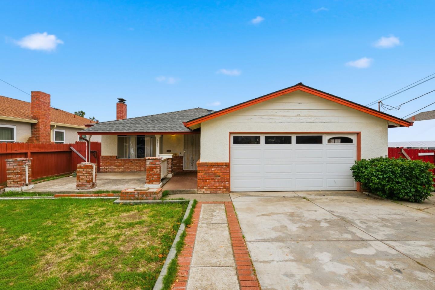 Detail Gallery Image 19 of 34 For 236 S Claremont Ave, San Jose,  CA 95127 - 3 Beds | 2 Baths