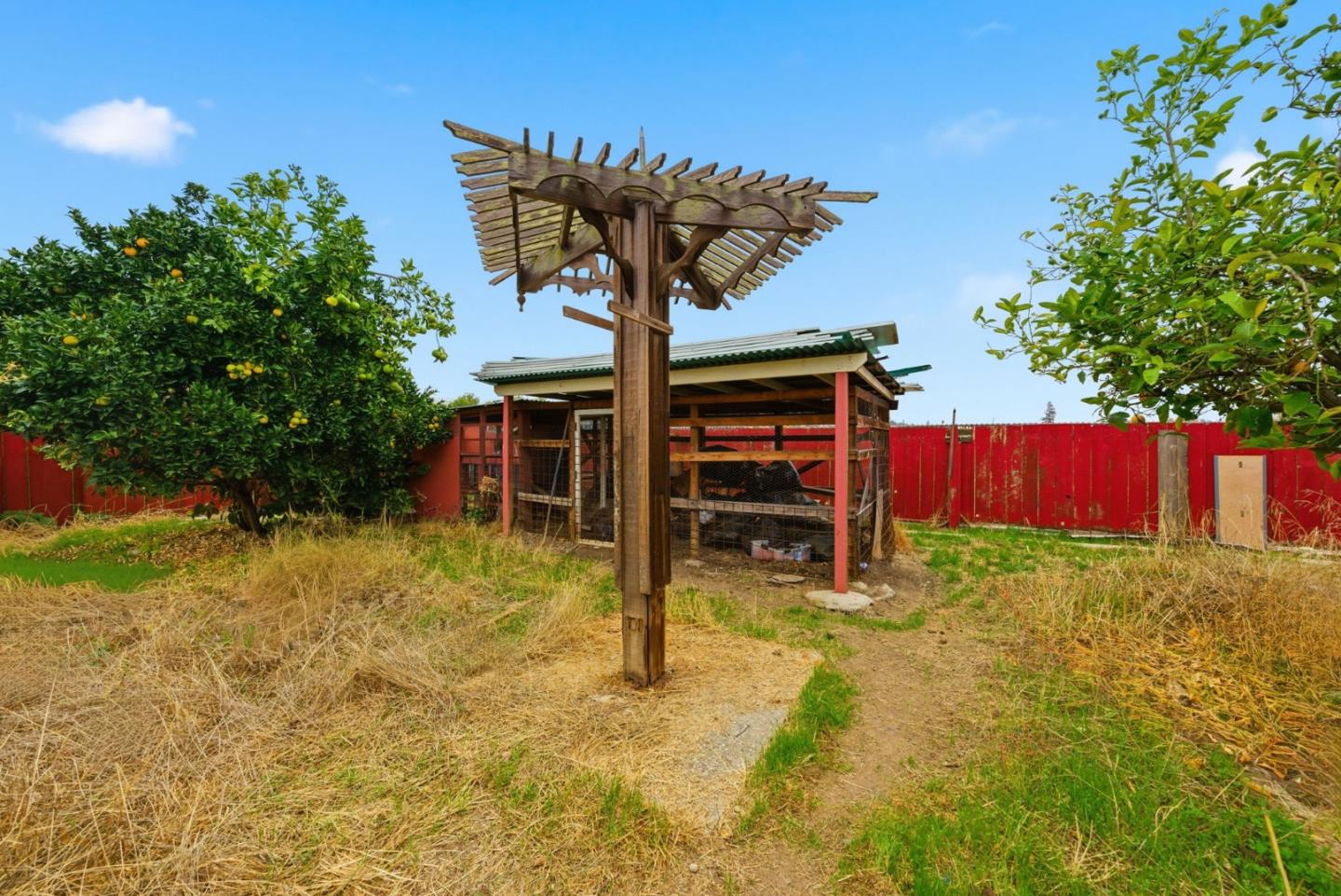 Detail Gallery Image 30 of 34 For 236 S Claremont Ave, San Jose,  CA 95127 - 3 Beds | 2 Baths