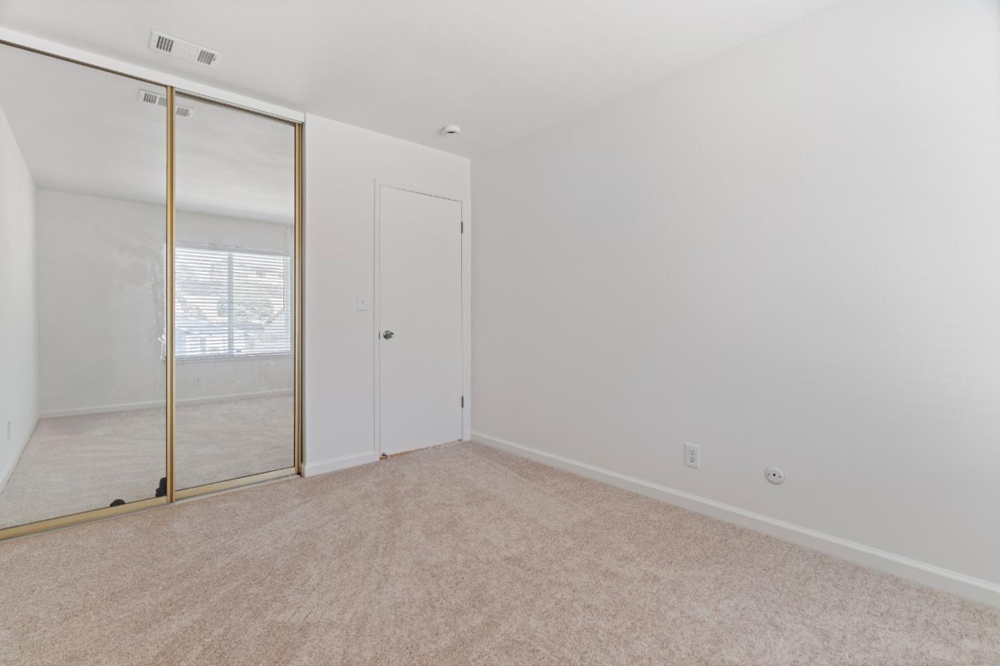 Detail Gallery Image 12 of 21 For 1155 Granada St, Vallejo,  CA 94591 - 4 Beds | 3 Baths