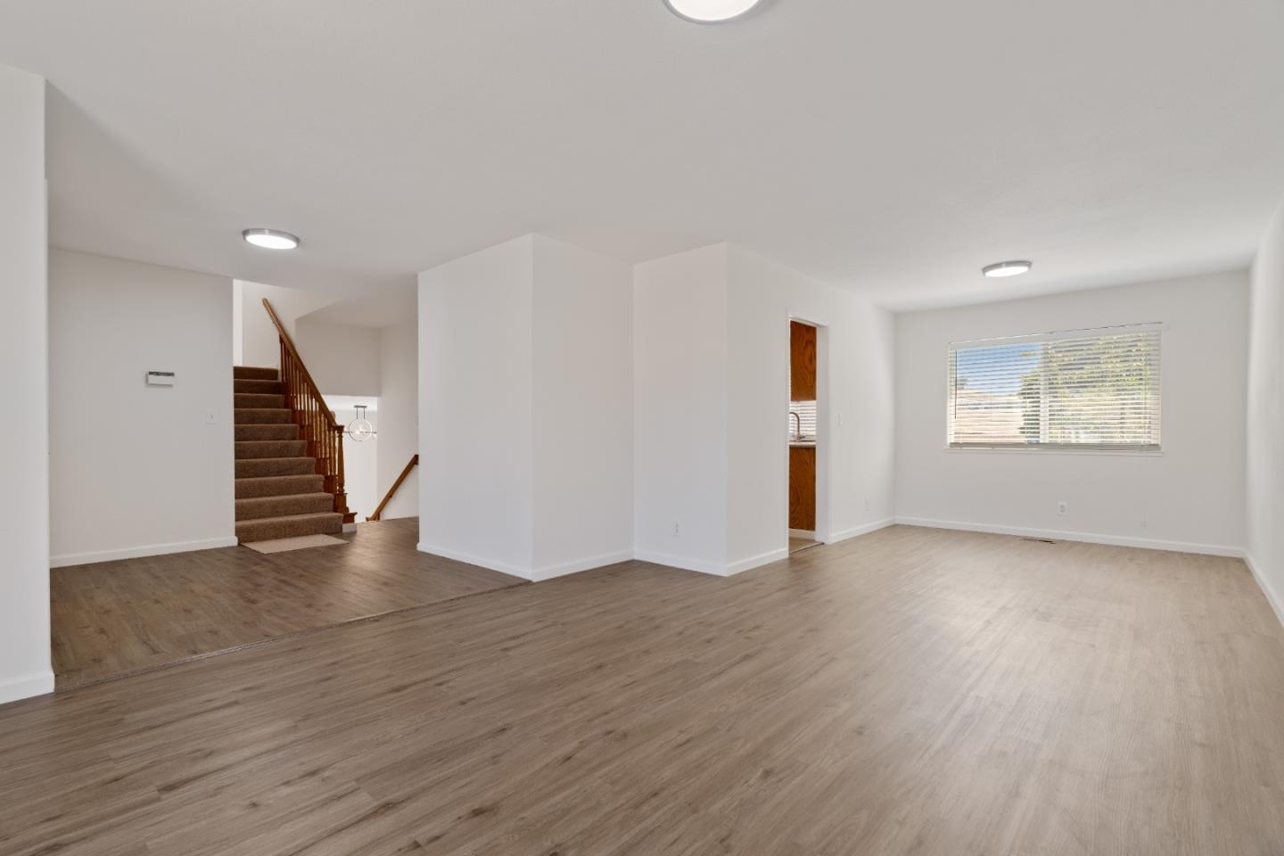 Detail Gallery Image 3 of 21 For 1155 Granada St, Vallejo,  CA 94591 - 4 Beds | 3 Baths