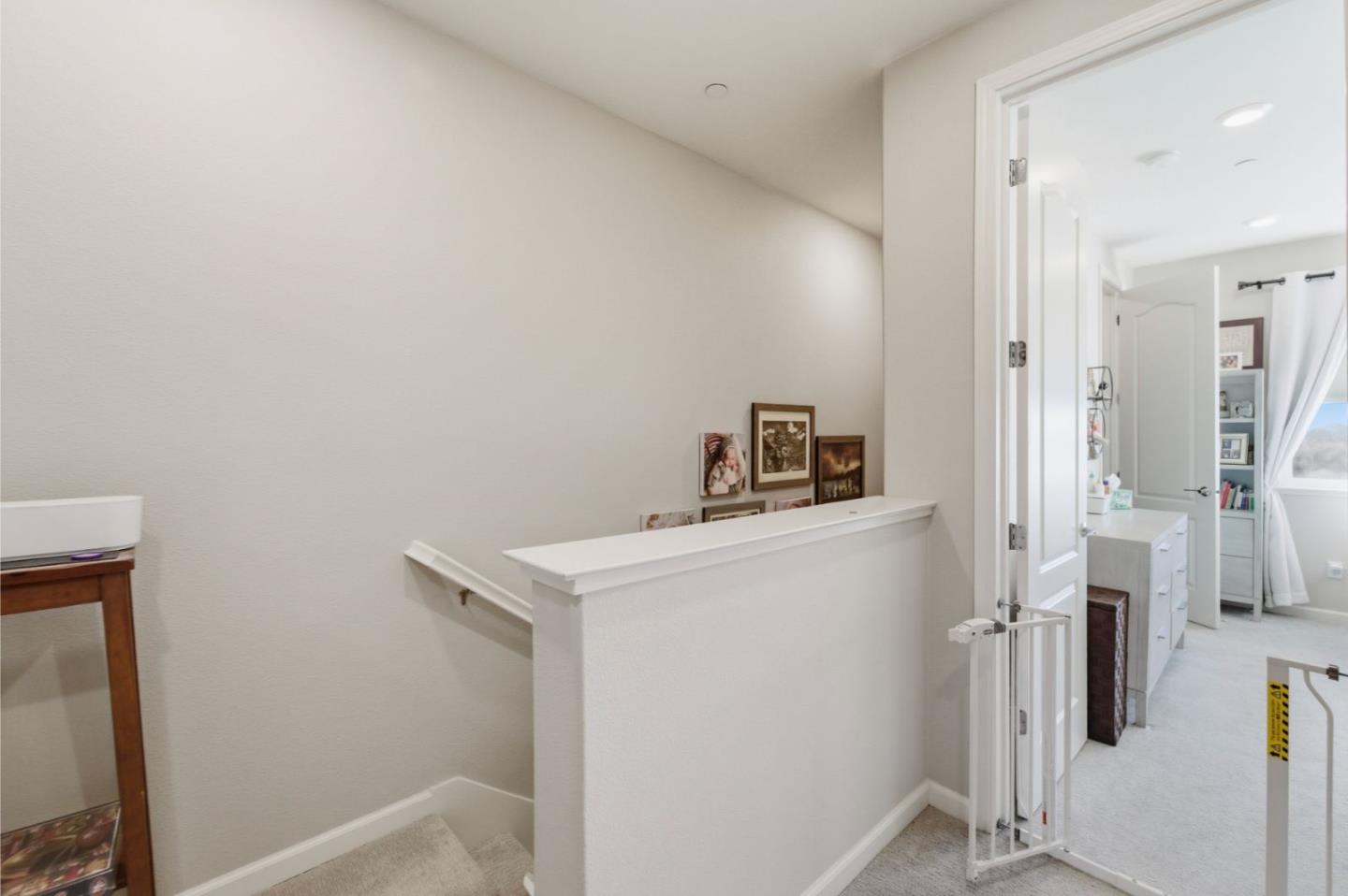 Detail Gallery Image 10 of 31 For 1206 California Cir, Milpitas,  CA 95035 - 2 Beds | 2/1 Baths