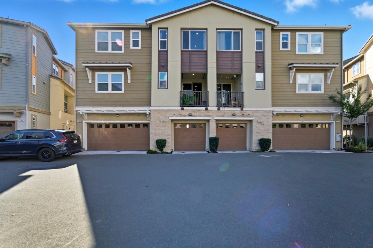 Detail Gallery Image 24 of 31 For 1206 California Cir, Milpitas,  CA 95035 - 2 Beds | 2/1 Baths