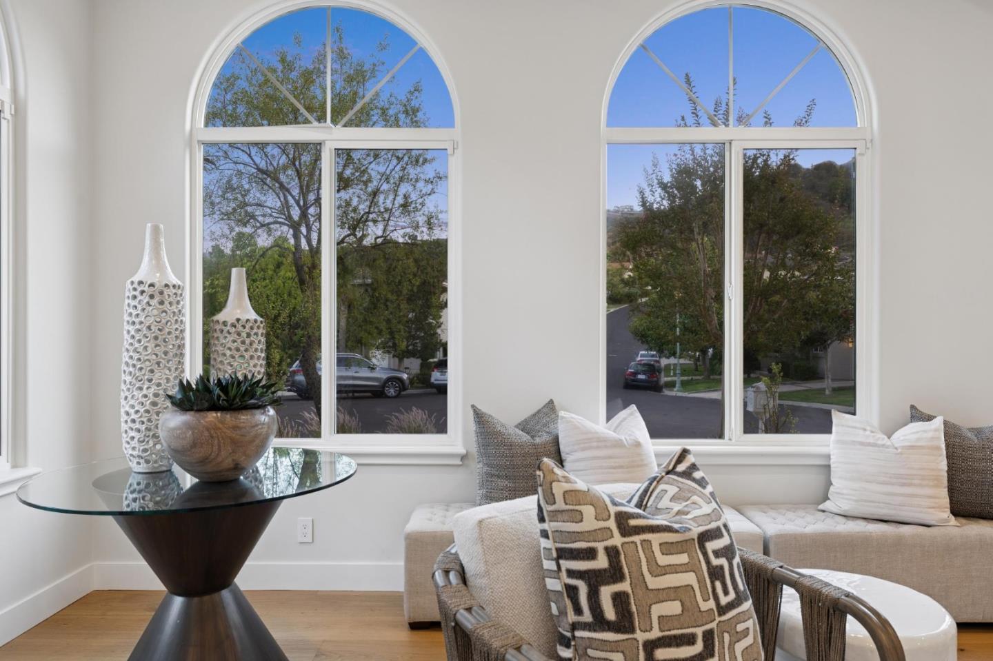 Detail Gallery Image 15 of 72 For 289 Kings Ct, San Carlos,  CA 94070 - 4 Beds | 3/1 Baths