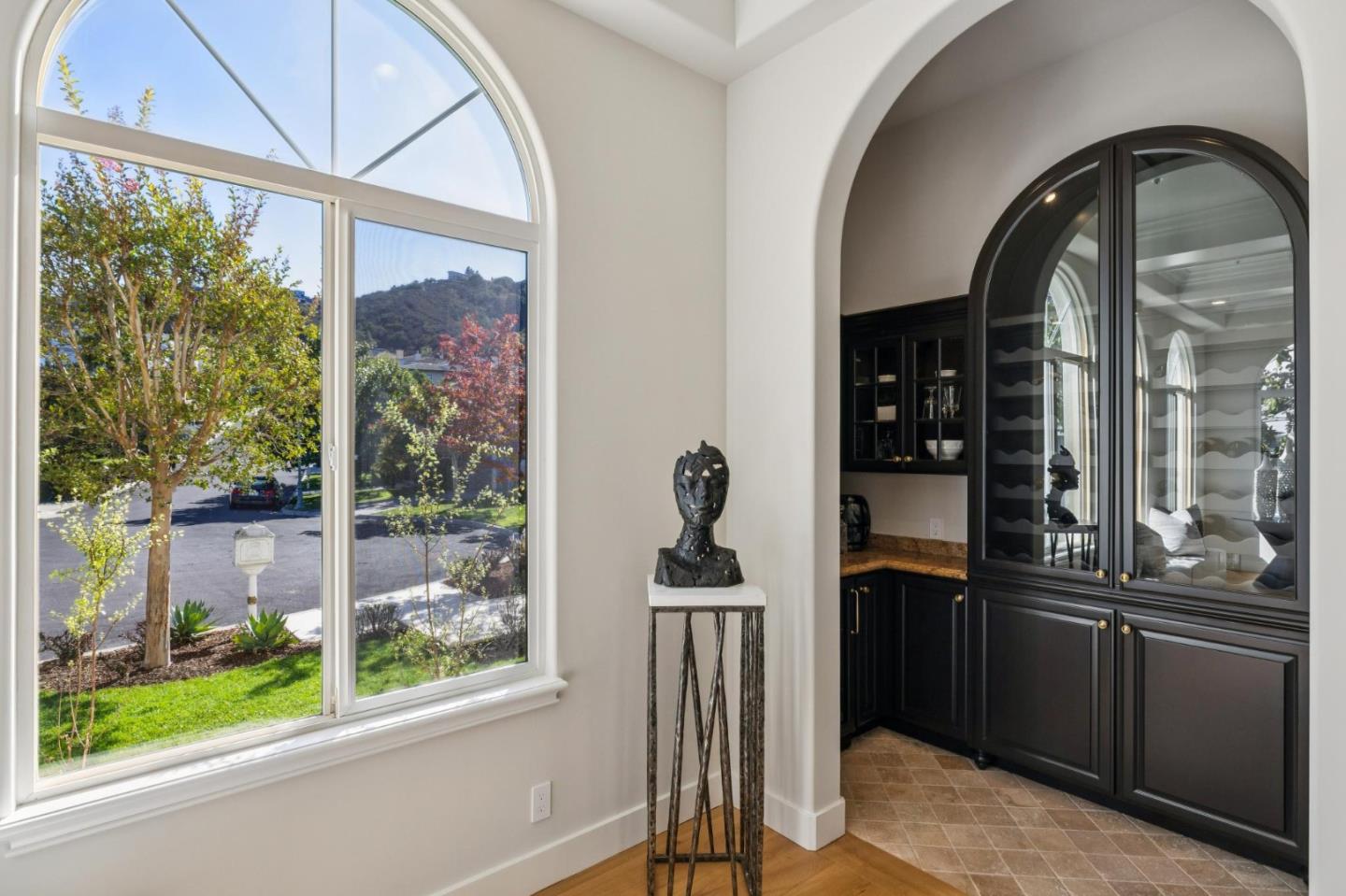 Detail Gallery Image 21 of 72 For 289 Kings Ct, San Carlos,  CA 94070 - 4 Beds | 3/1 Baths