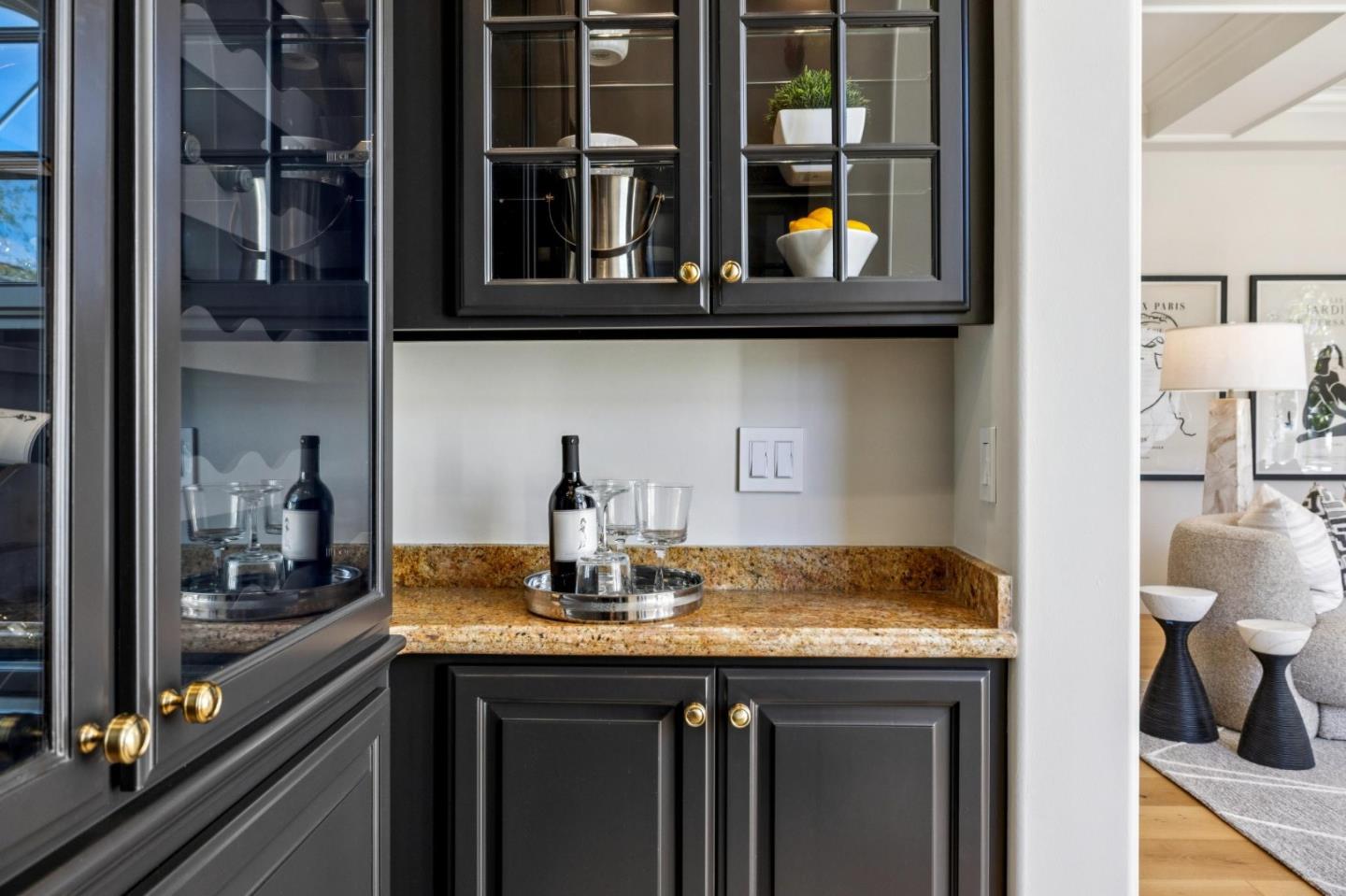 Detail Gallery Image 23 of 72 For 289 Kings Ct, San Carlos,  CA 94070 - 4 Beds | 3/1 Baths