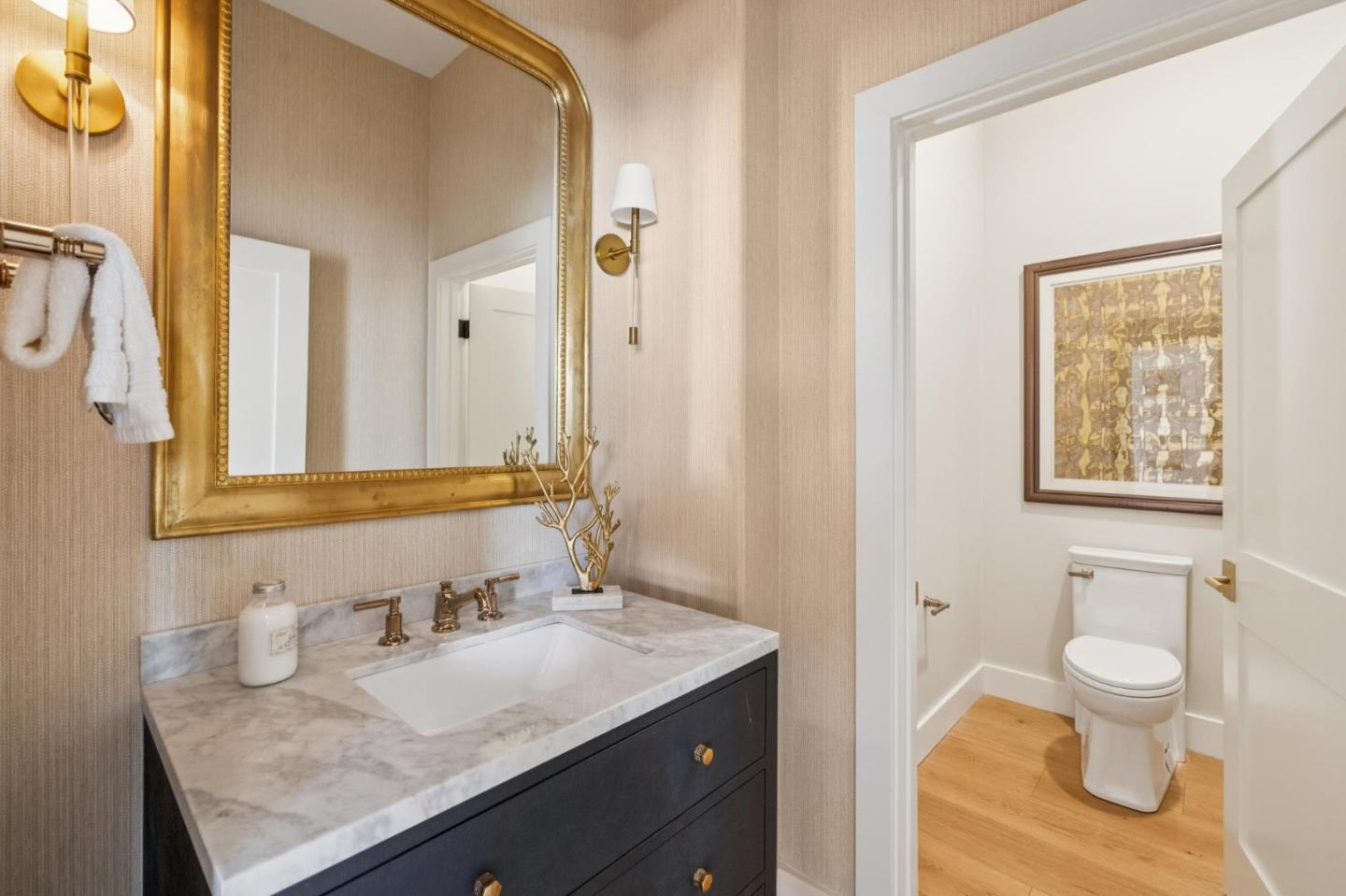 Detail Gallery Image 34 of 72 For 289 Kings Ct, San Carlos,  CA 94070 - 4 Beds | 3/1 Baths