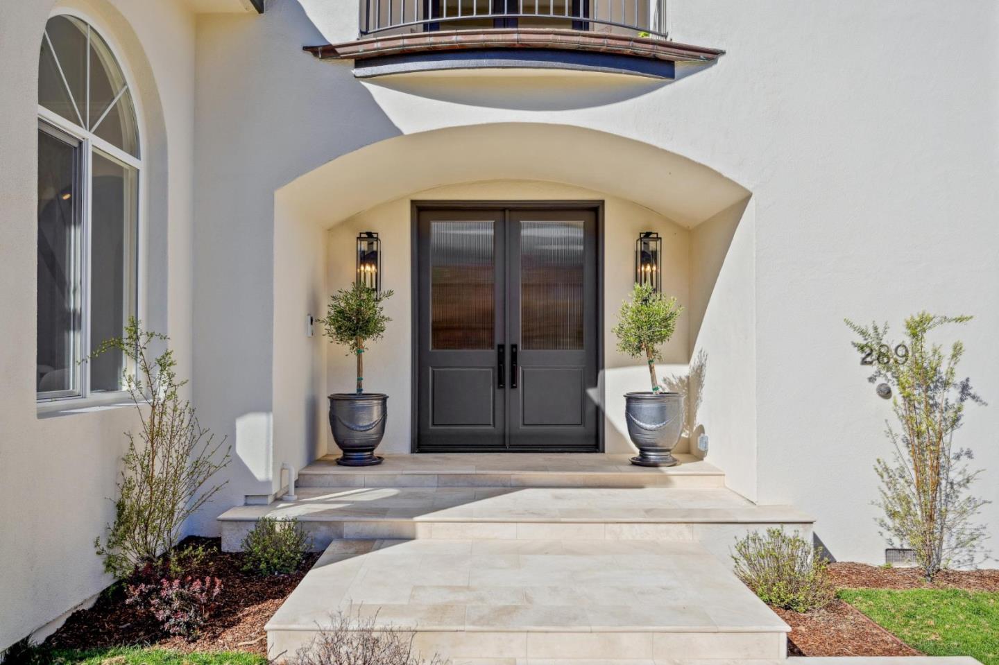 Detail Gallery Image 5 of 72 For 289 Kings Ct, San Carlos,  CA 94070 - 4 Beds | 3/1 Baths