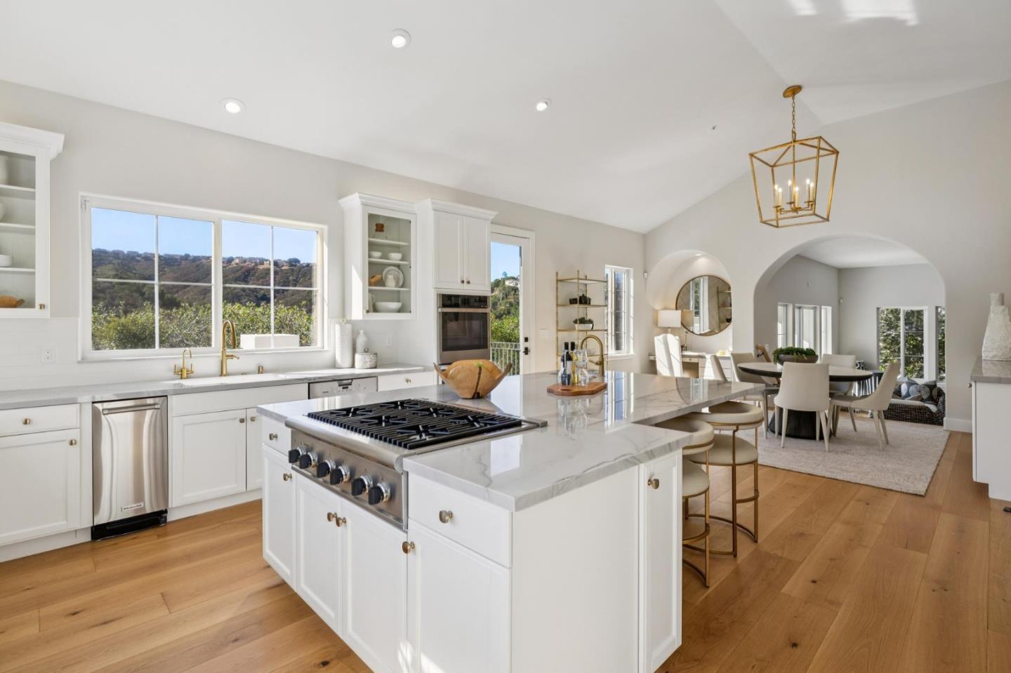 Detail Gallery Image 69 of 72 For 289 Kings Ct, San Carlos,  CA 94070 - 4 Beds | 3/1 Baths