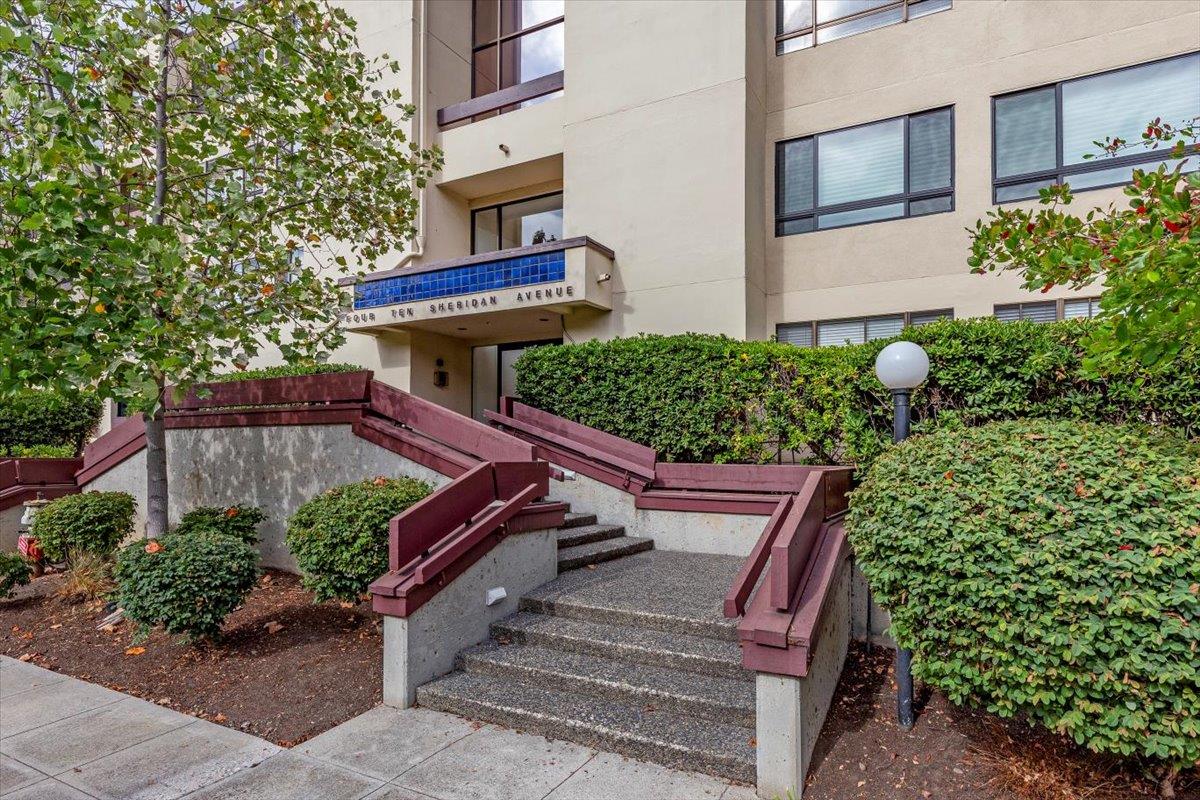 Detail Gallery Image 2 of 28 For 410 Sheridan Ave #227,  Palo Alto,  CA 94306 - 2 Beds | 2 Baths