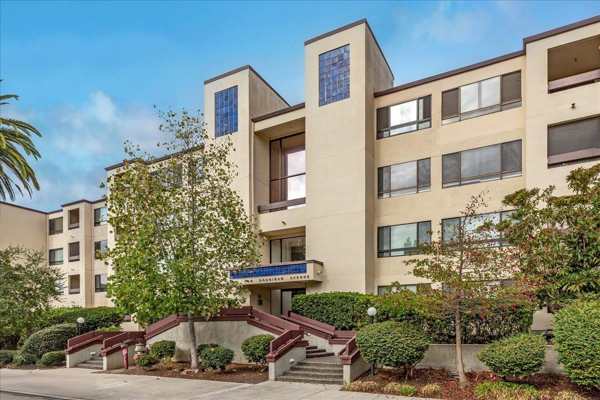 Detail Gallery Image 4 of 28 For 410 Sheridan Ave #227,  Palo Alto,  CA 94306 - 2 Beds | 2 Baths