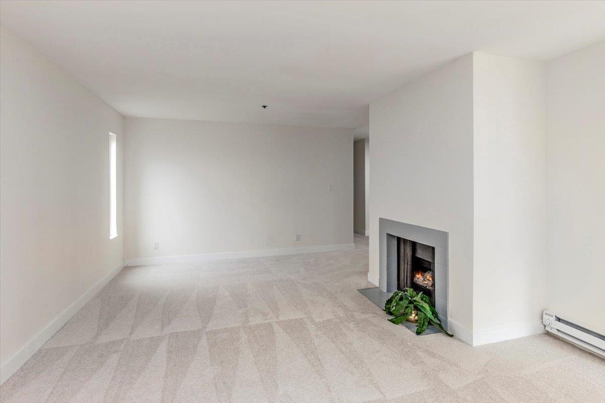 Detail Gallery Image 8 of 28 For 410 Sheridan Ave #227,  Palo Alto,  CA 94306 - 2 Beds | 2 Baths