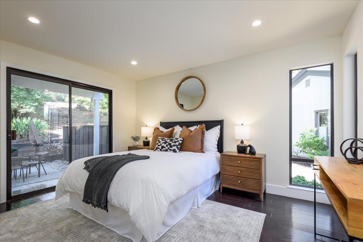 Detail Gallery Image 10 of 26 For 3647 Jefferson Ave, Redwood City,  CA 94062 - 3 Beds | 2 Baths