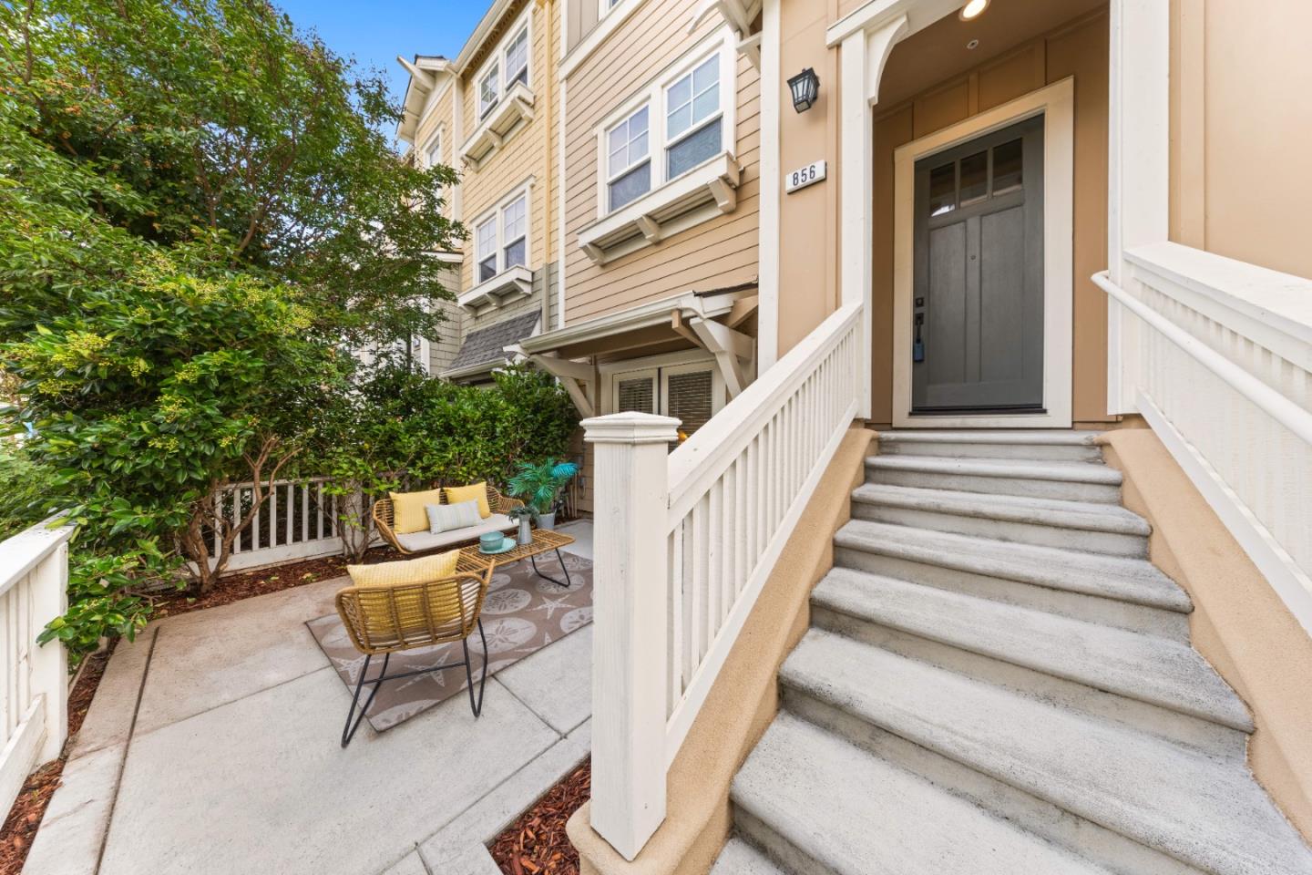 Detail Gallery Image 27 of 28 For 856 Sycamore Loop, Mountain View,  CA 94043 - 4 Beds | 3/1 Baths