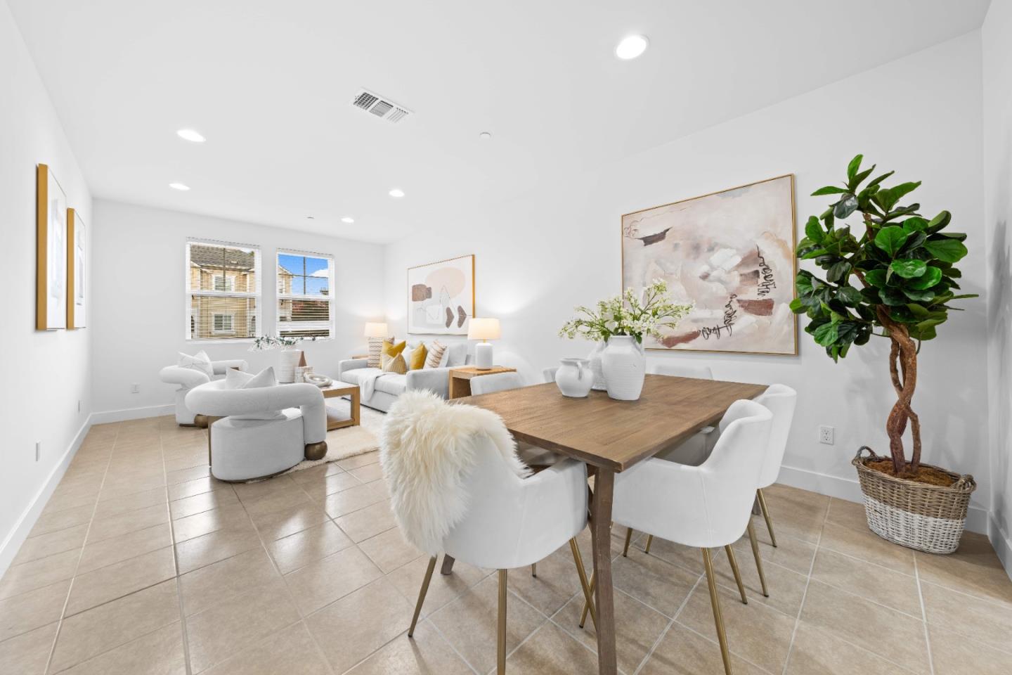 Detail Gallery Image 4 of 28 For 856 Sycamore Loop, Mountain View,  CA 94043 - 4 Beds | 3/1 Baths