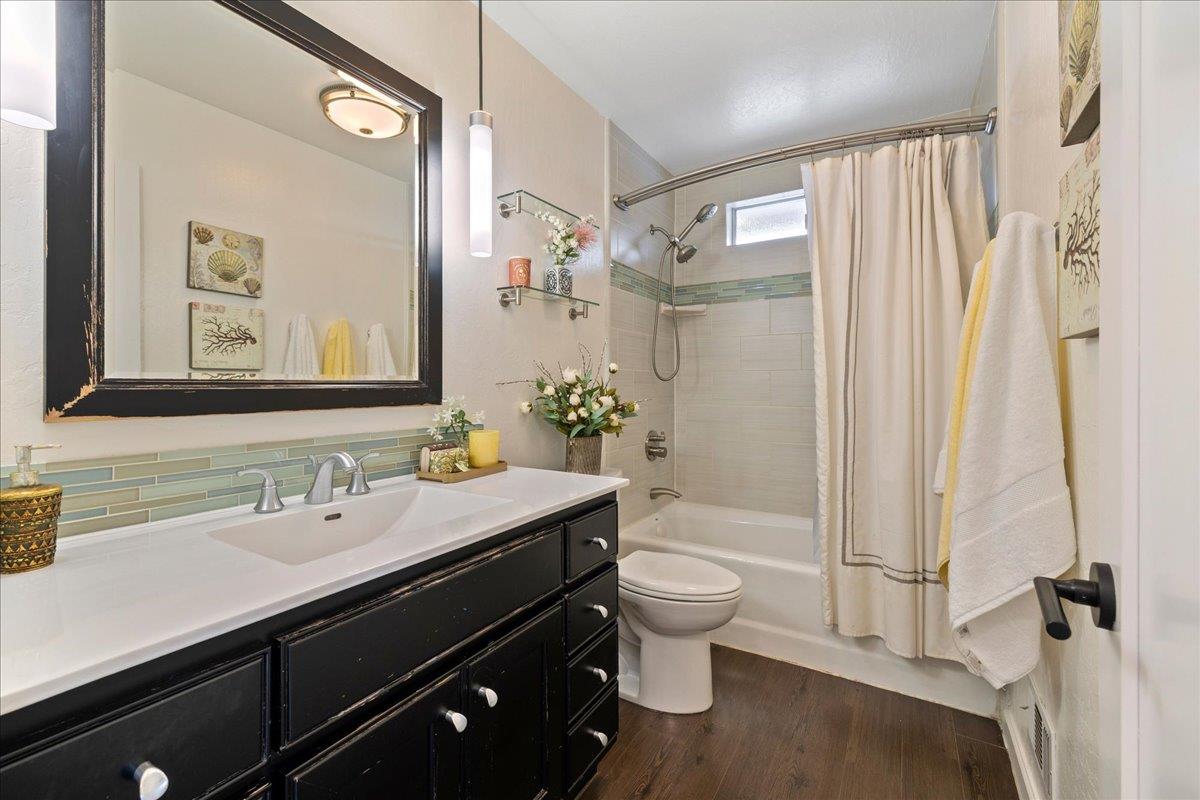 Detail Gallery Image 16 of 26 For 1957 Wilfred Way, San Jose,  CA 95124 - 3 Beds | 2 Baths