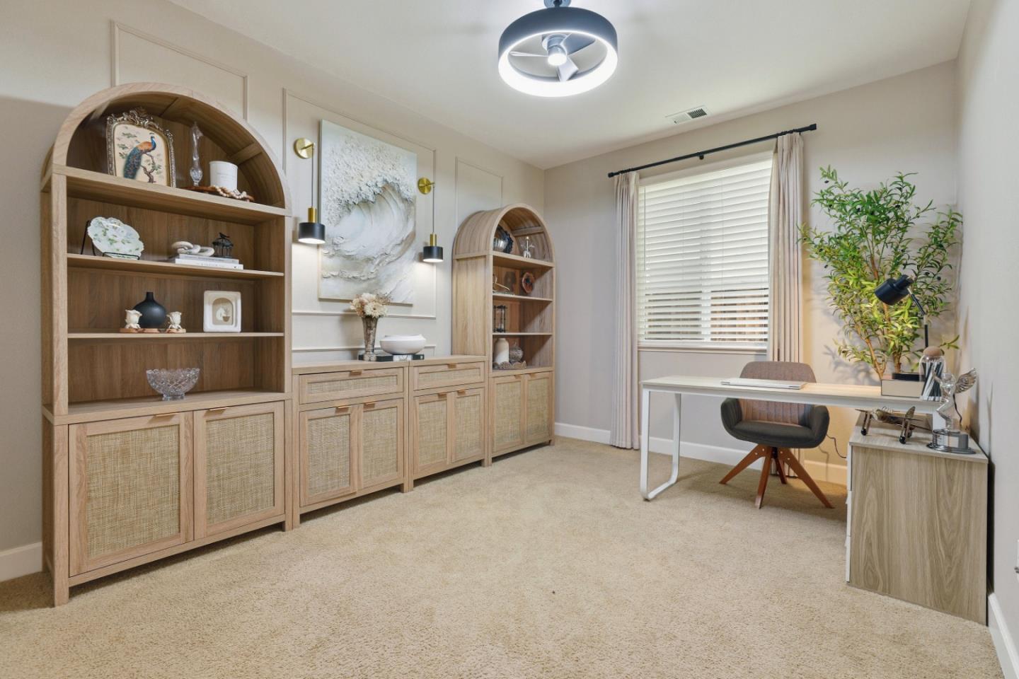 Detail Gallery Image 17 of 43 For 264 Windsong Way, Gilroy,  CA 95020 - 4 Beds | 3 Baths