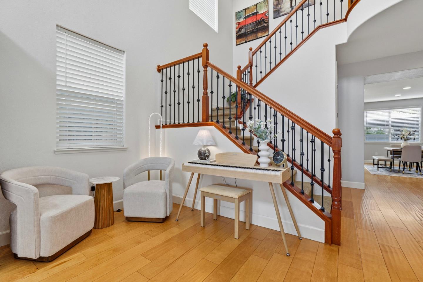 Detail Gallery Image 6 of 43 For 264 Windsong Way, Gilroy,  CA 95020 - 4 Beds | 3 Baths