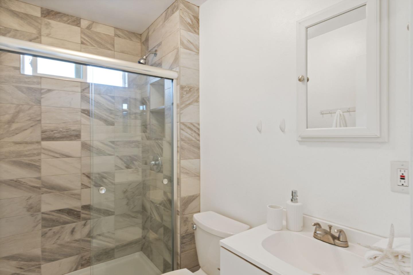 Detail Gallery Image 30 of 48 For 42932 Peachwood St, Fremont,  CA 94538 - 6 Beds | 5 Baths