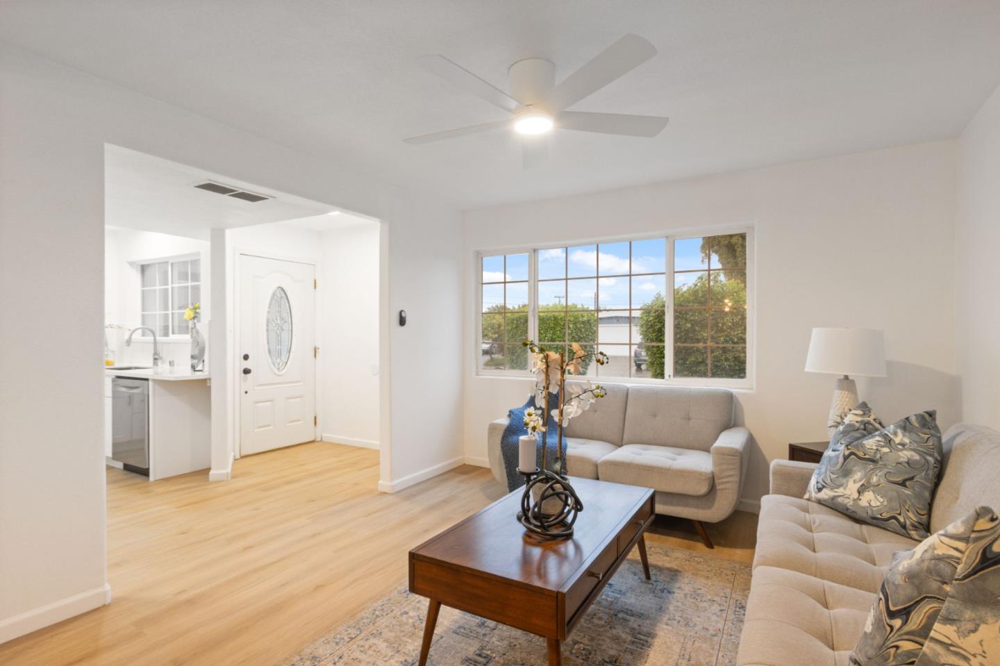 Detail Gallery Image 4 of 48 For 42932 Peachwood St, Fremont,  CA 94538 - 6 Beds | 5 Baths