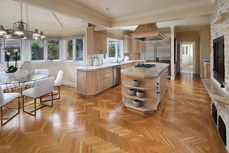 Detail Gallery Image 6 of 15 For 12797 Normandy Ln, Los Altos Hills,  CA 94022 - 7 Beds | 5/1 Baths