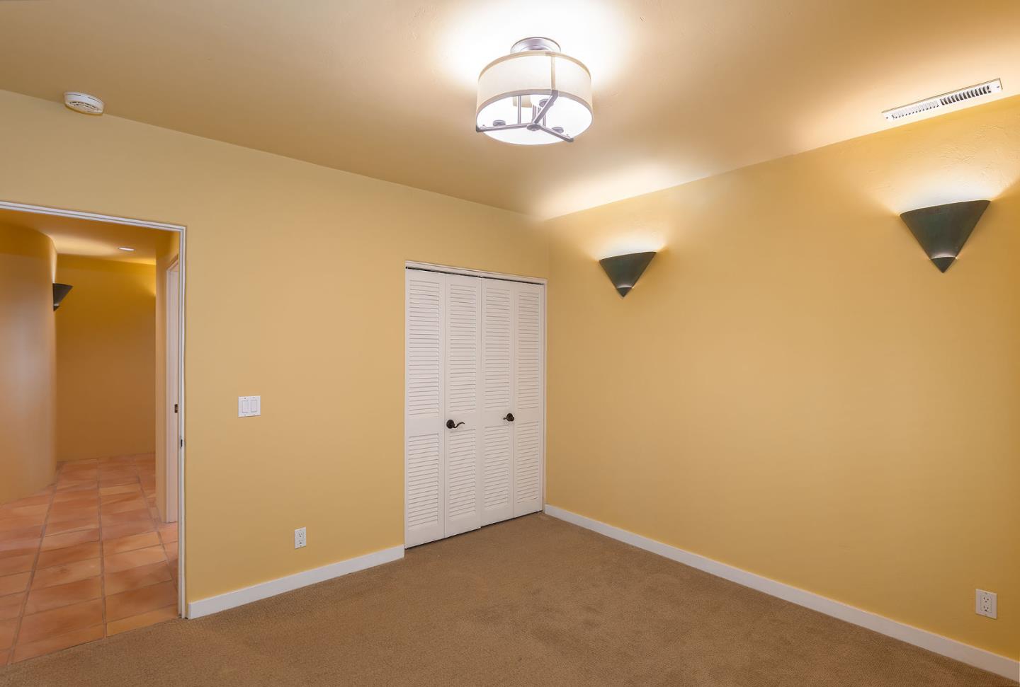 Detail Gallery Image 13 of 20 For Ocean View Blvd,  Pacific Grove,  CA 93950 - 2 Beds | 1/1 Baths