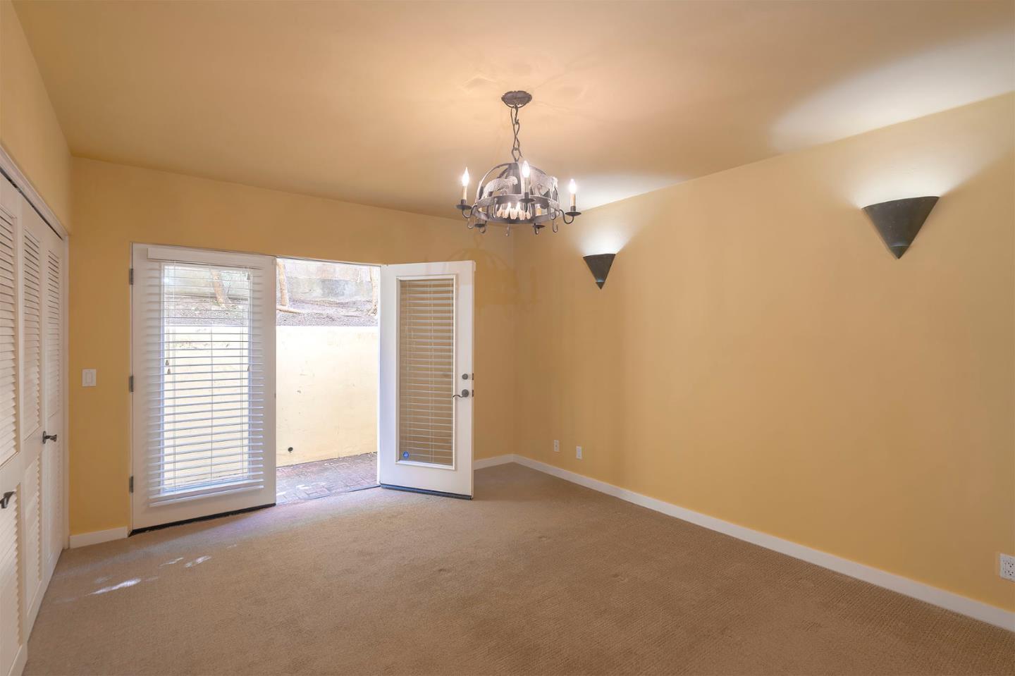 Detail Gallery Image 15 of 20 For Ocean View Blvd,  Pacific Grove,  CA 93950 - 2 Beds | 1/1 Baths