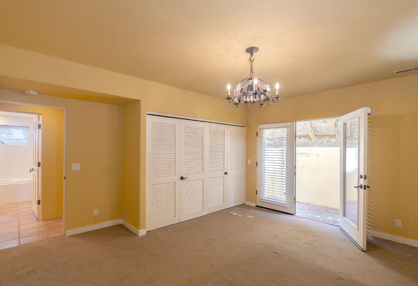 Detail Gallery Image 16 of 20 For Ocean View Blvd,  Pacific Grove,  CA 93950 - 2 Beds | 1/1 Baths