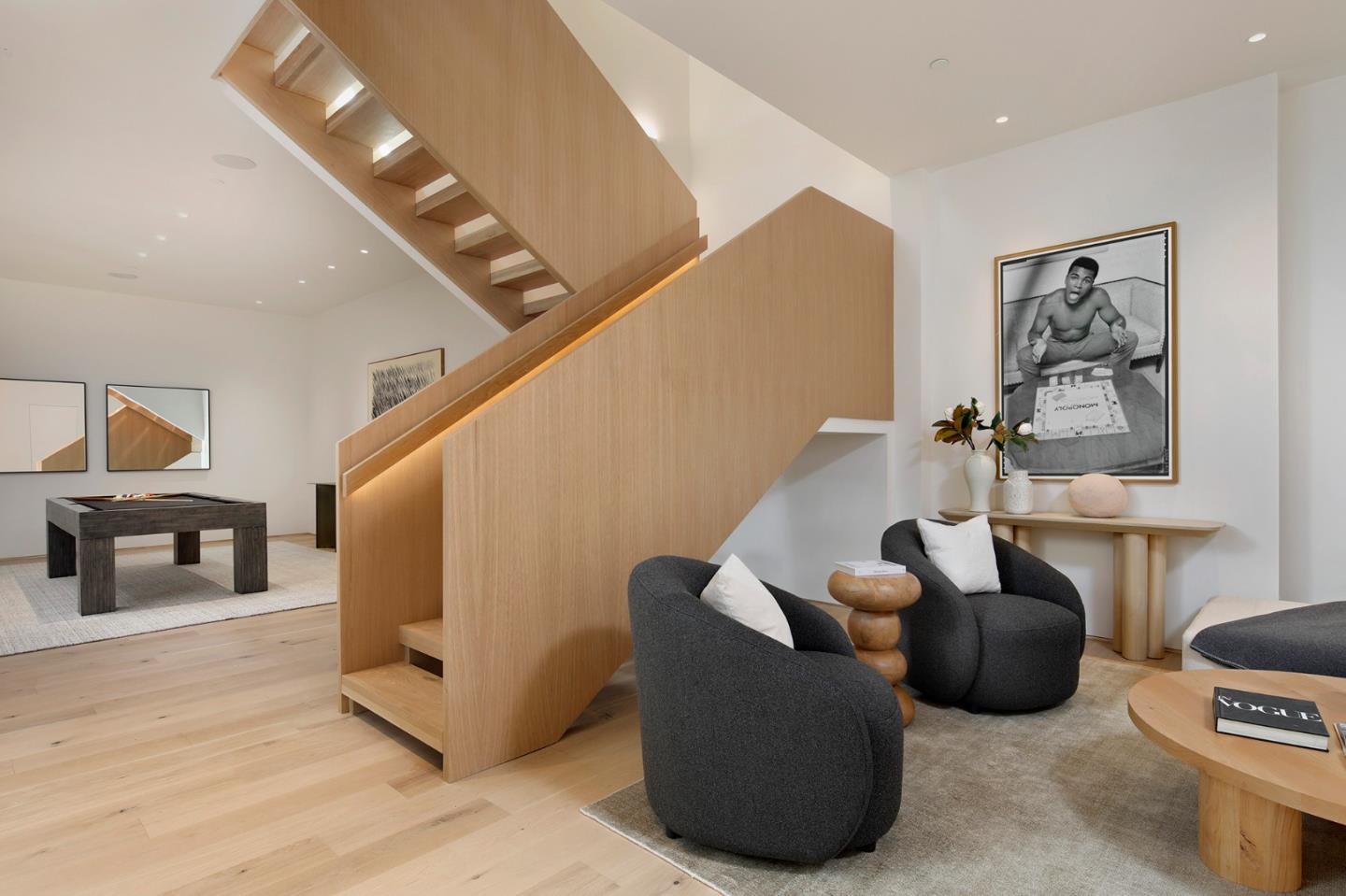 Detail Gallery Image 18 of 32 For 1480 Bryant St, Palo Alto,  CA 94301 - 5 Beds | 5/2 Baths