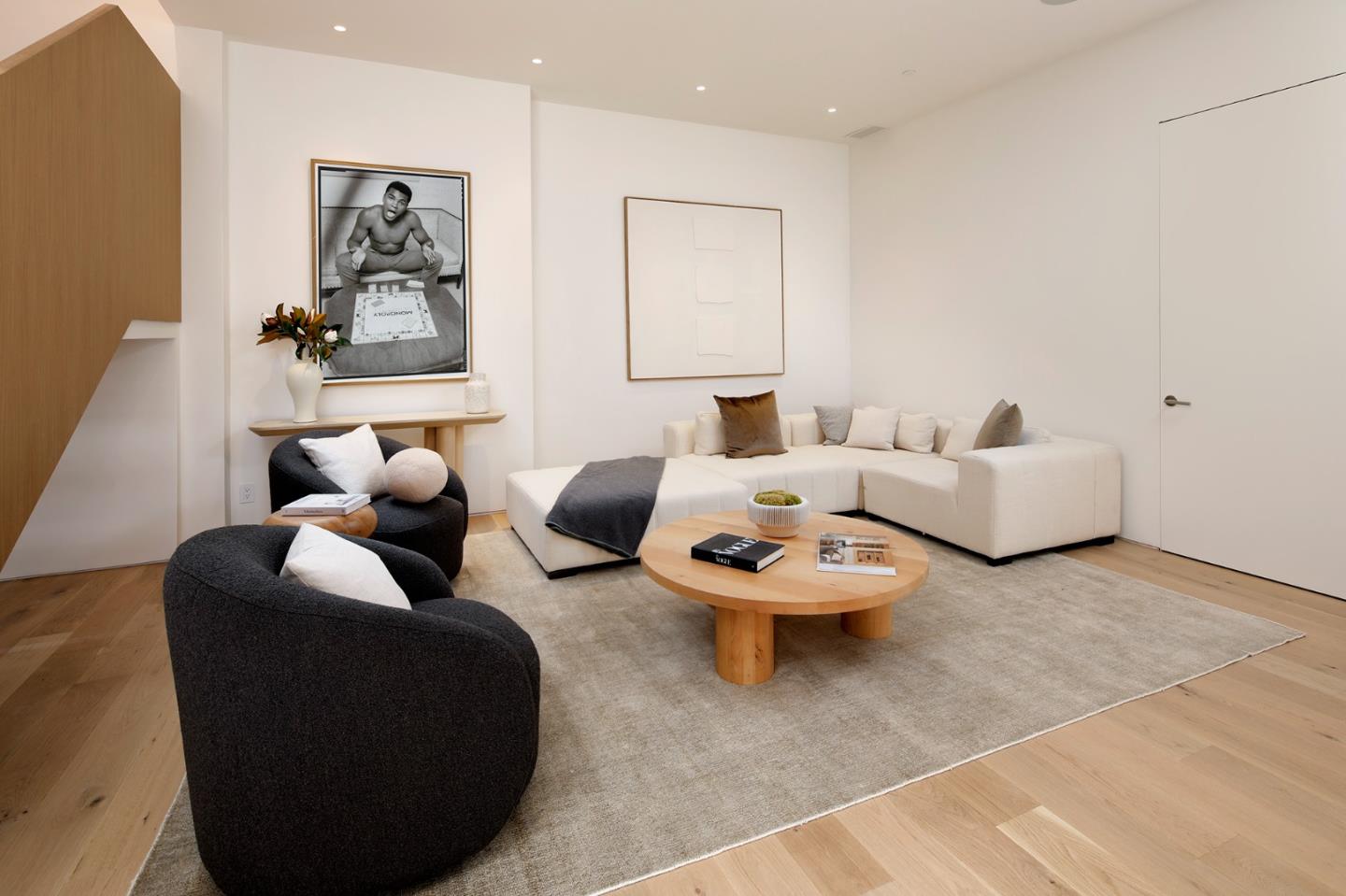 Detail Gallery Image 21 of 32 For 1480 Bryant St, Palo Alto,  CA 94301 - 5 Beds | 5/2 Baths