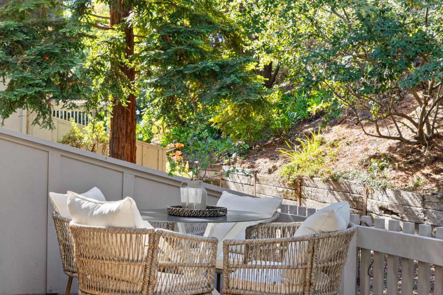 Detail Gallery Image 30 of 88 For 62 Lyonridge Ln, San Mateo,  CA 94402 - 3 Beds | 2/1 Baths