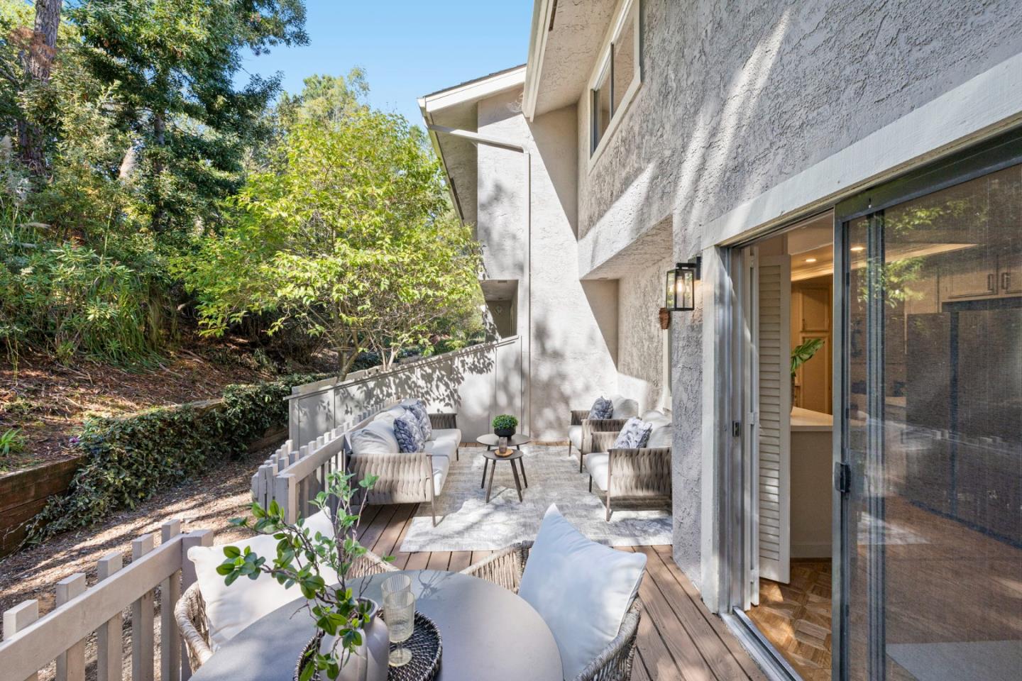 Detail Gallery Image 31 of 88 For 62 Lyonridge Ln, San Mateo,  CA 94402 - 3 Beds | 2/1 Baths