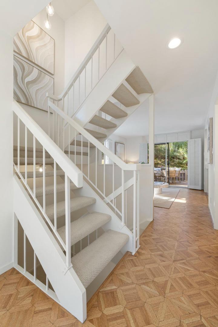 Detail Gallery Image 35 of 88 For 62 Lyonridge Ln, San Mateo,  CA 94402 - 3 Beds | 2/1 Baths