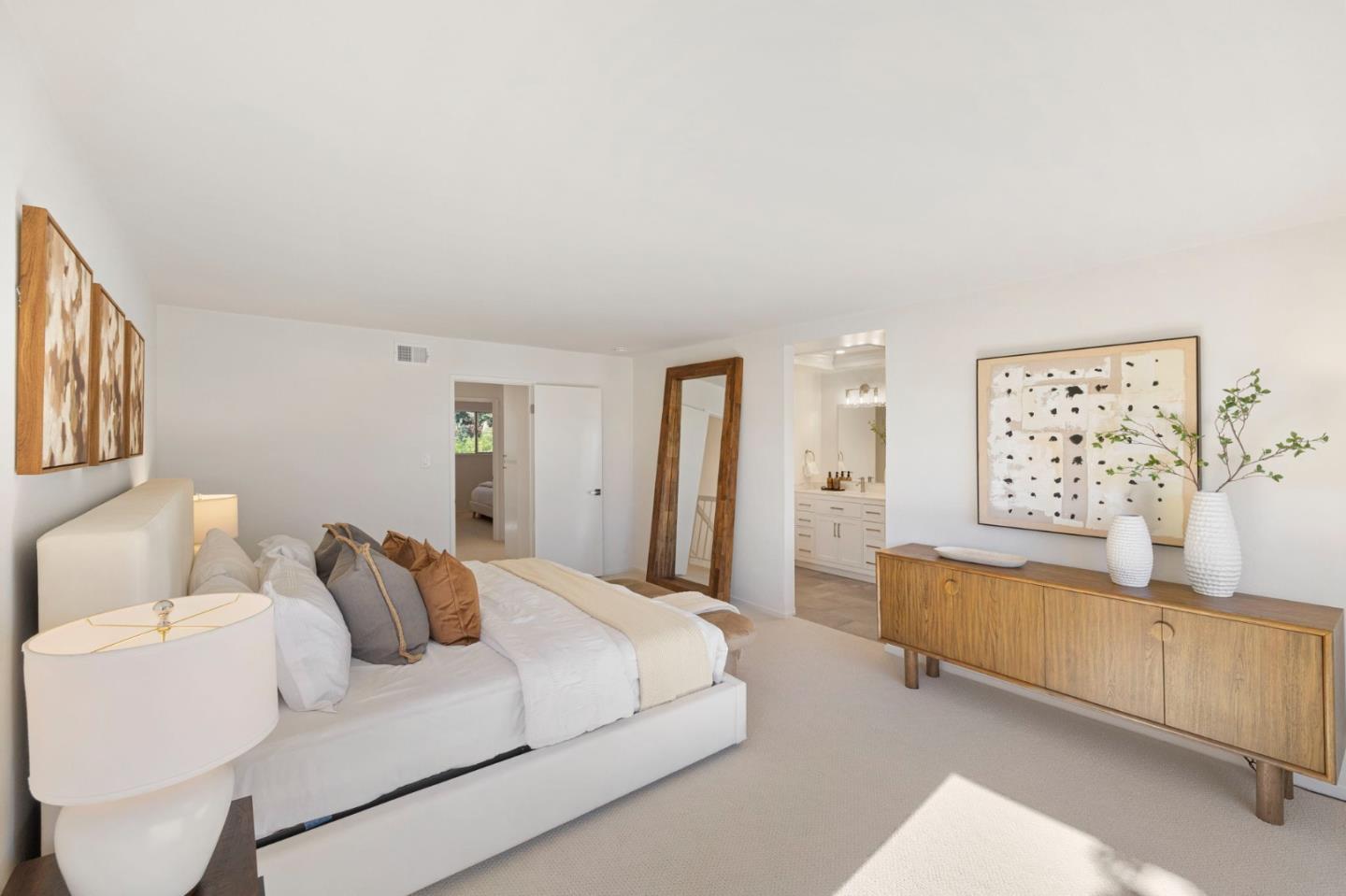 Detail Gallery Image 40 of 88 For 62 Lyonridge Ln, San Mateo,  CA 94402 - 3 Beds | 2/1 Baths