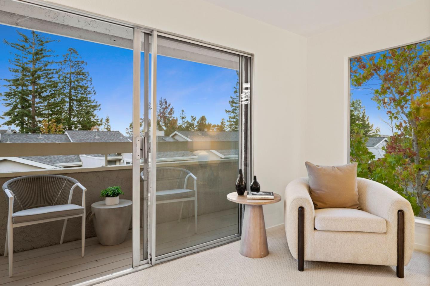 Detail Gallery Image 75 of 88 For 62 Lyonridge Ln, San Mateo,  CA 94402 - 3 Beds | 2/1 Baths