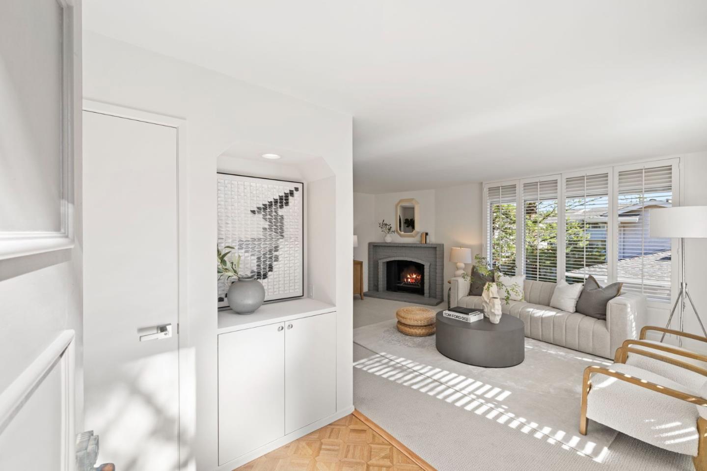 Detail Gallery Image 8 of 88 For 62 Lyonridge Ln, San Mateo,  CA 94402 - 3 Beds | 2/1 Baths