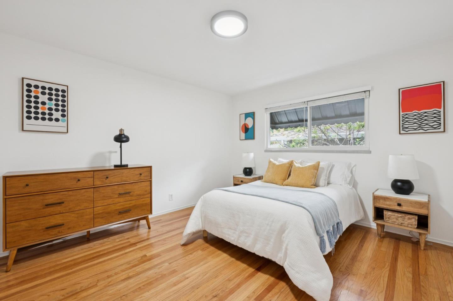 Detail Gallery Image 25 of 40 For 723 Canyon Rd, Redwood City,  CA 94062 - 4 Beds | 2 Baths