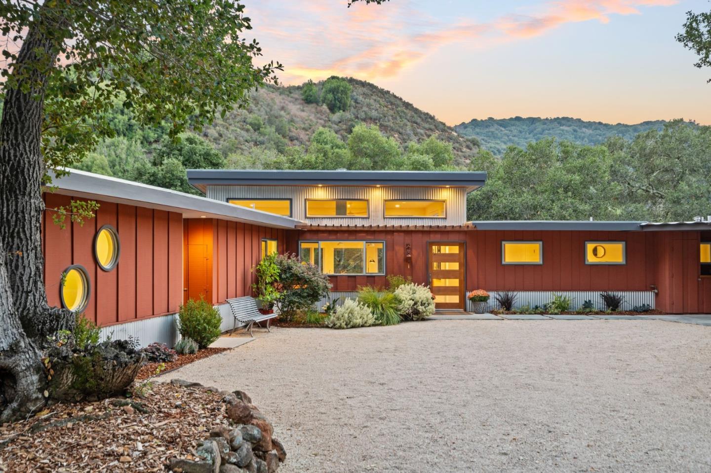 Detail Gallery Image 2 of 69 For 26873 Moody Rd, Los Altos Hills,  CA 94022 - 5 Beds | 3/1 Baths