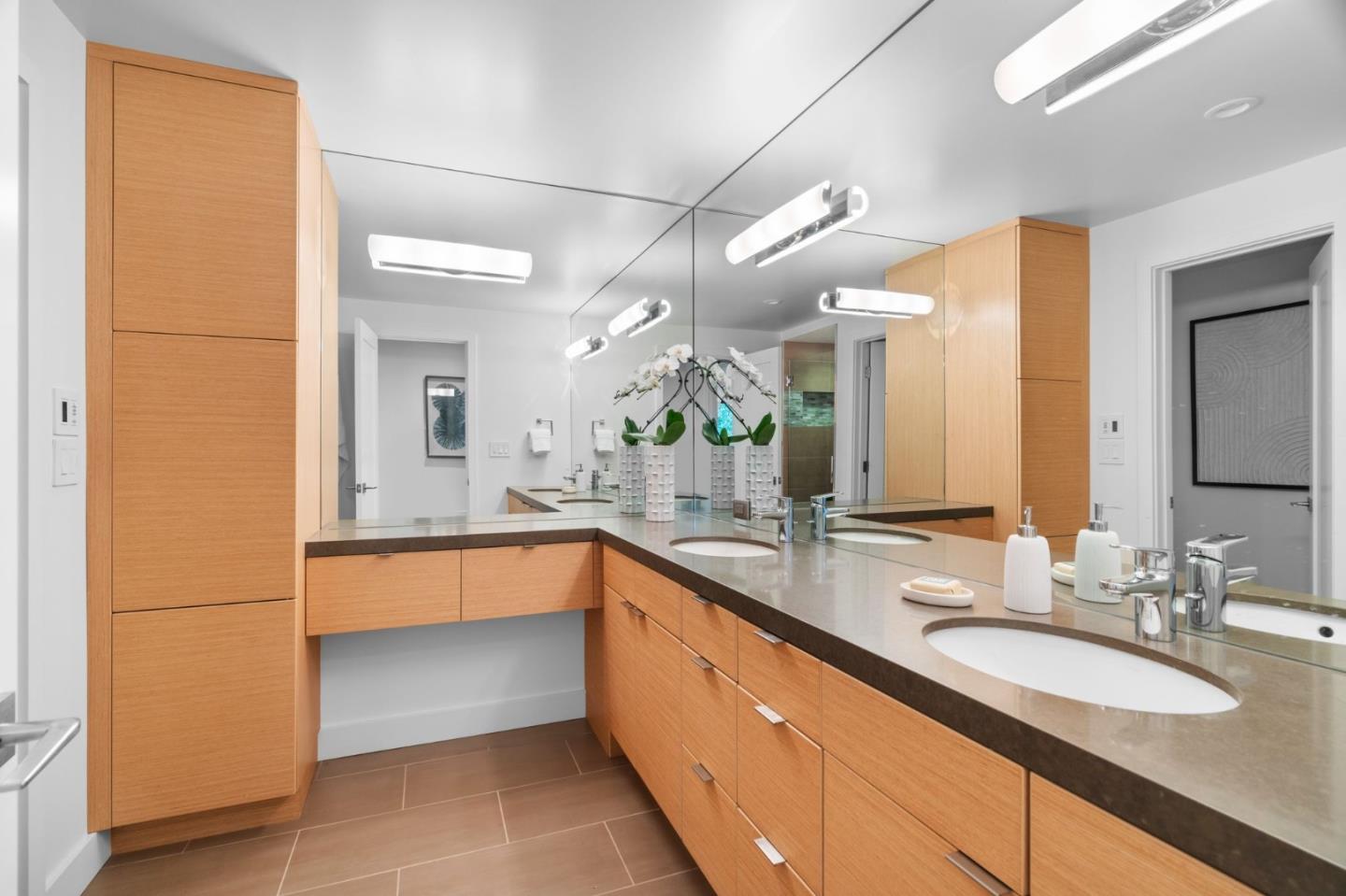 Detail Gallery Image 26 of 69 For 26873 Moody Rd, Los Altos Hills,  CA 94022 - 5 Beds | 3/1 Baths